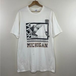 Michigan Wolverines Vintage 1991 NCAA Hockey Shirt